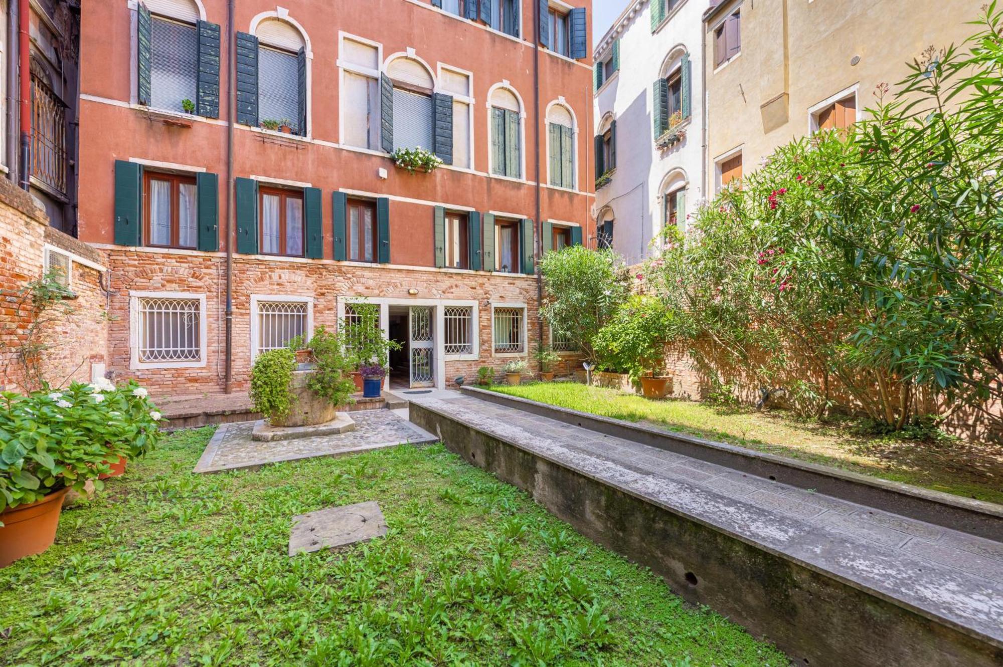 Luxury Penthouse With Terrace Veneza Exterior foto